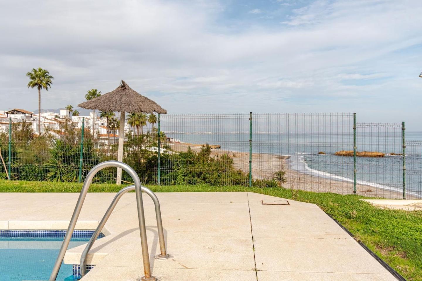 Playa Paraiso 79 - Townhouse At The For Up To 7 Guests * Manilva